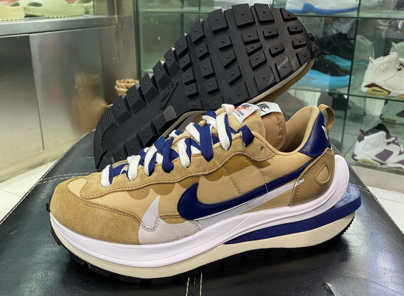 販売リンクあり4月27日 Sacai Nike Vaporwaffle について モノカブマガジン Presented By